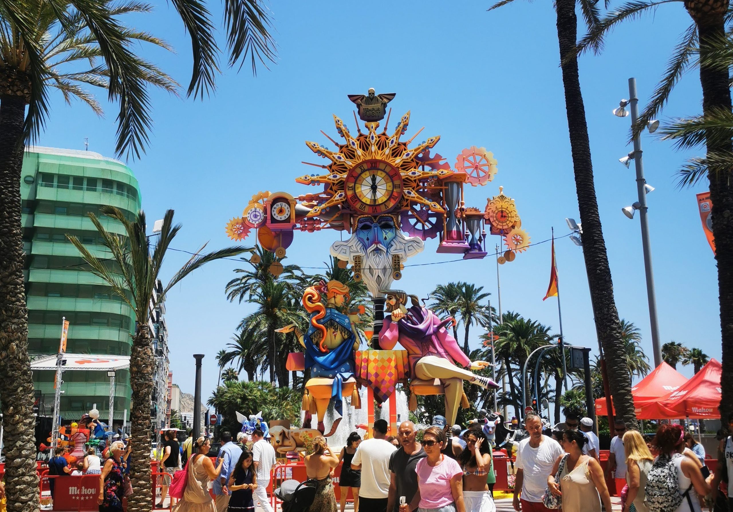 Hogueras de San Juan in Alicante – Das größte Fest der Stadt vom 20. bis 24. Juni